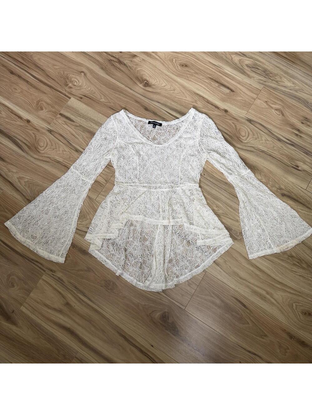 Ups & Downs White Lace Bell Sleeve Peplum Hi-Low Top Boho Cottagecore M